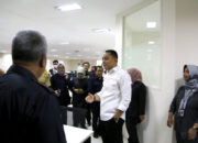 Dorong Percepatan Layanan Perizinan di Awal 2024, Wali Kota Eri Cahyadi Kumpulkan Staf