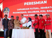 Wali Kota Eri Cahyadi Resmikan Sejumlah Fasilitas Publik di Kelurahan Karangpoh