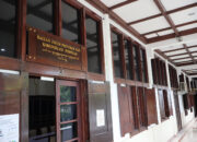 Sejumlah Kantor di Pemkot Surabaya Menggunakan Aksara Jawa