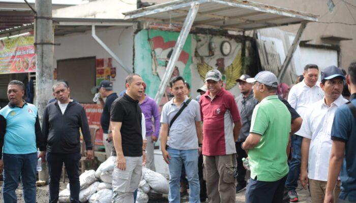 Aksi Cepat Wali Kota Eri Atasi Banjir Kiriman di Surabaya Barat, Pembangunan Tanggul dan Bozem Langsung Dikerjakan