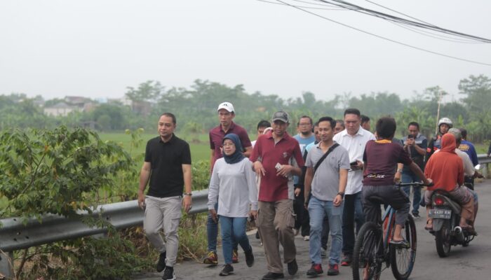 Dari Banjir Sepinggang Jadi Selutut, Pemkot Surabaya Bangun Tanggul dan Tinggikan Jalan Tengger Raya