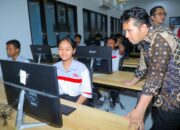 Wagub Emil Ajak Siswa SMK Di Jatim Manfaatkan Peluang Industri Game Nasional