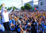 Gubernur Khofifah Jalan Sehat Bersama Ribuan Masyarakat Banyuwangi