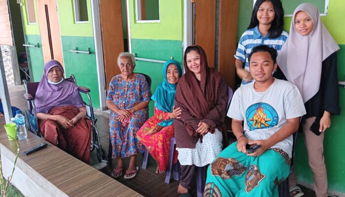 Tampung Lansia dan Anak Terlantar, Panti Jompo Relawan GUSDURian Kediri Telah ‘Over Kapasitas’ 