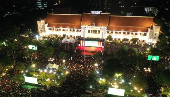 Diluar Ekspektasi, 17 Ribu Lebih Suporter Nobar Timnas Indonesia U-23 vs Uzbekistan di Balai Kota Surabaya