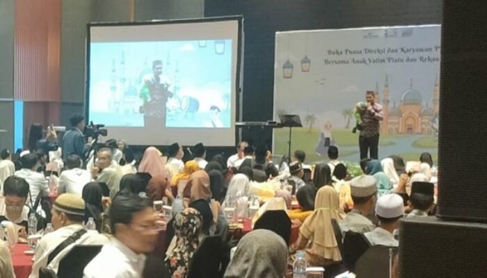 PDAM Surabaya Buka Puasa Bersama Ratusan Anak Yatim Piatu