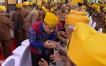 Wali Kota Eri Cahyadi Dinobatkan Sebagai Anggota Kehormatan Legiun Veteran Republik Indonesia Melalui SK Kemenhan