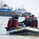 Satpol PP dan DKPP Surabaya Gencar Patroli Laut, Awasi Penggunaan Alat Tangkap Ikan Ilegal