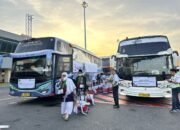 Kloter Haji 1445 H / 2024 Embarkasi Jawa Timur Mulai di Berangkat dari Bandara Juanda