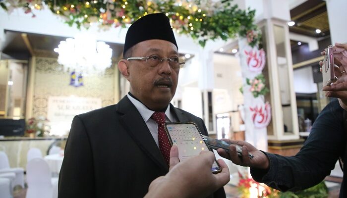 Jadi Inspektur Upacara Harkitnas 2024, Wawali: Kita Harus Berkompromi dengan Perkembangan Teknologi dan Digitalisasi!