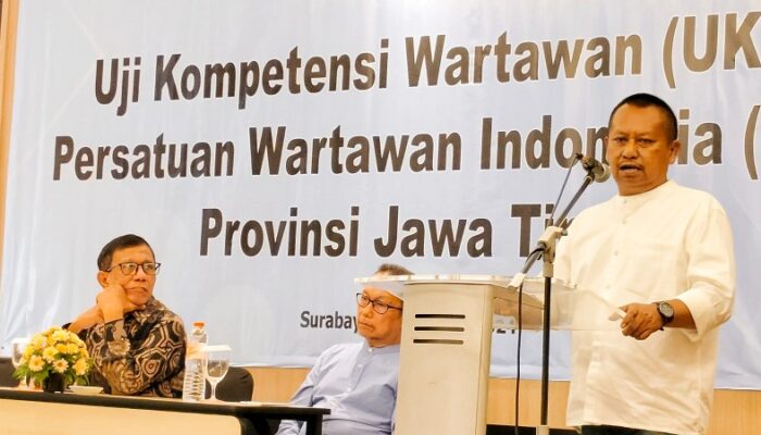 Ketua PWI Jatim: Peserta yang Lulus UKW Harus Tunjukkan Kompetensi Etika dan Moral