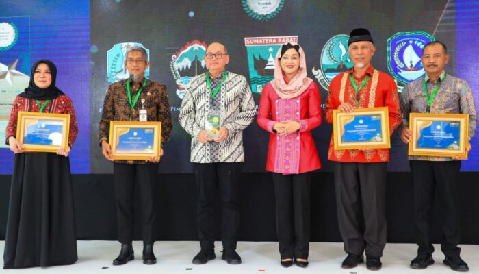 Jawa Timur Borong 8 Penghargaan Anugerah Adinata Syariah 2024