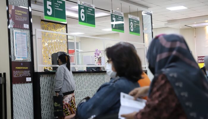 Pemkot Gelontorkan Dana Lebih dari Rp500 M Per Tahun untuk Warga KTP Surabaya Agar Bisa Berobat Gratis