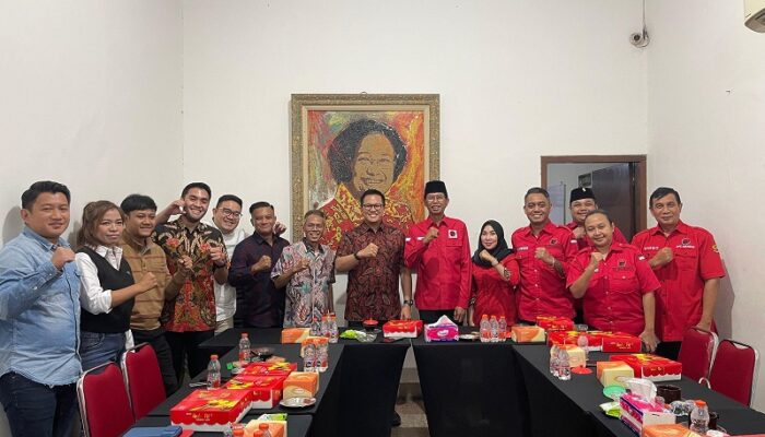 Respon Gagasan KADIN, PDIP Surabaya: Ekonomi Rakyat Digerakan Makin Tumbuh