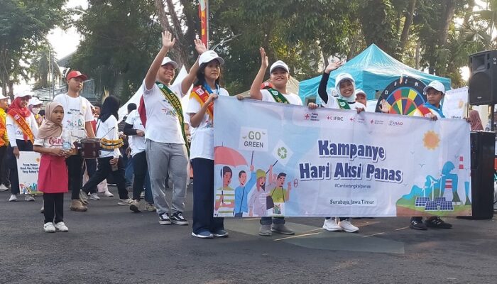 Cegah Heatstroke, PMI Surabaya Gelar Kampanye Hari Aksi Panas di Taman Bungkul