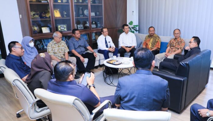 Pj. Gubernur Adhy Harapkan Pembagian Dana Bagi Hasil Cukai Tembakau Untuk Kesejahteraan Masyarakat