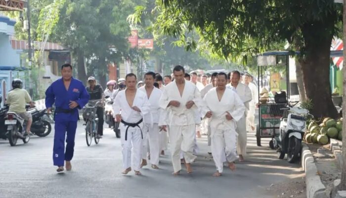 Tingkatkan Stamina Anggota, Polres Kediri Gelar Latihan Bela Diri