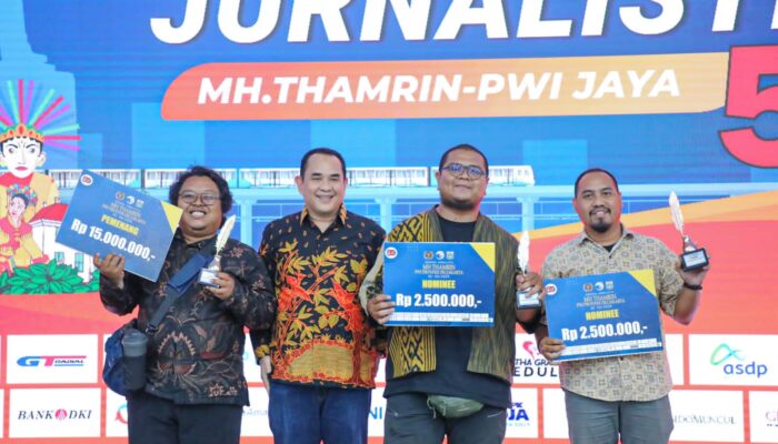 Ketum PWI Pusat Zulmansyah Sekedang Hadiri Acara Puncak Anugerah Jurnalistik MH Thamrin 2024