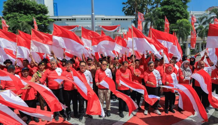 Pj. Gubernur Adhy Lepas Tim ‘Ekspedisi 79’ Gunung Arjuno