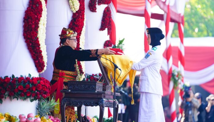 Pj. Gubernur Adhy Serukan Optimisme Jatim Gerbang Nusantara Baru