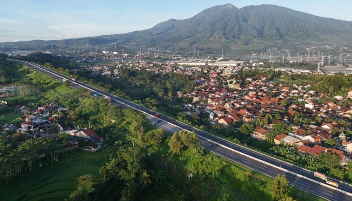 Pacu Pertumbuhan Ekonomi Negeri, PT JTT Tingkatkan Arus Kendaraan di Trans Jawa