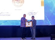 Pemkot Surabaya Boyong 5 Penghargaan Government Techno Marketing  Award 2024 Jawa Timur