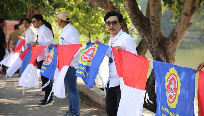 Lantik Pengurus Periode 2024-2029, Karang Taruna Kecamatan Tegalsari Gelar Konvoi Hingga Pembentangan Bendera