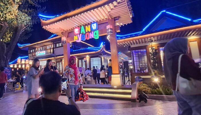 Surabaya Punya Kampung Korea Baru! Intip Serunya Annyeong Market