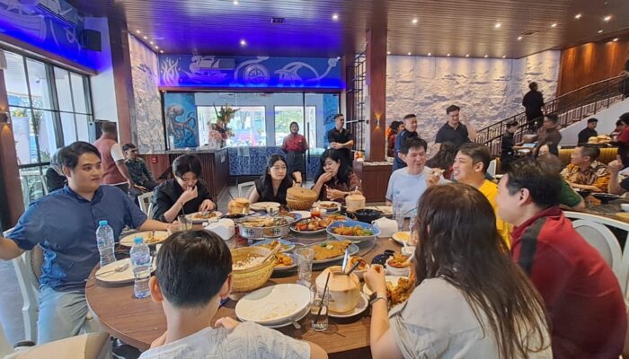 Kurnia Seafood Buka Cabang Ke – 5 di Surabaya dengan Konsep Live Seafood Market