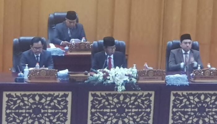 Gelar Rapat Paripurna, DPRD Surabaya Periode 2024 – 2029 Tetapkan Susunan Fraksi