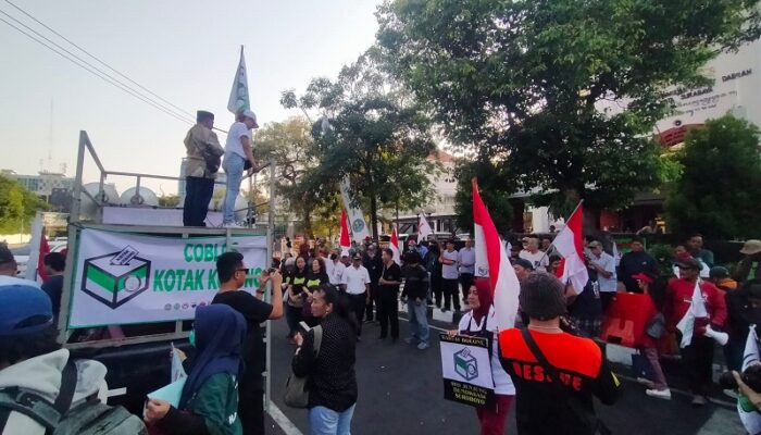 Gabungan Elemen Masyarakat Surabaya Deklarasi “Coblos Kotak Kosong’ di Pilkada 2024