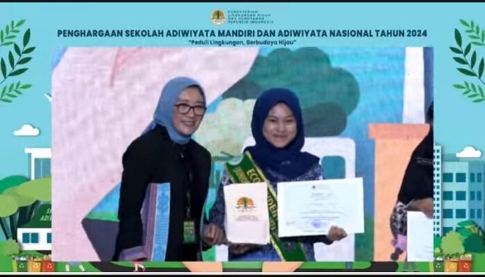 Bikin Bangga, Siswi SMPN 19 Surabaya jadi Narasumber dalam talkshow Penghargaan Sekolah Adiwiyata 2024