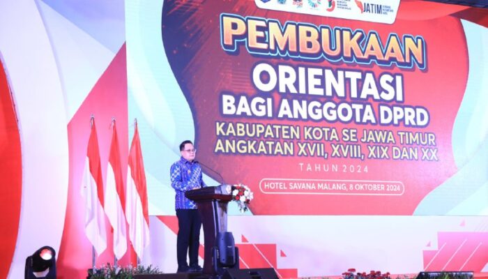 Pj. Gubernur Buka Orientasi 1.695 Anggota DPRD Kabupaten/ Kota se-Jatim