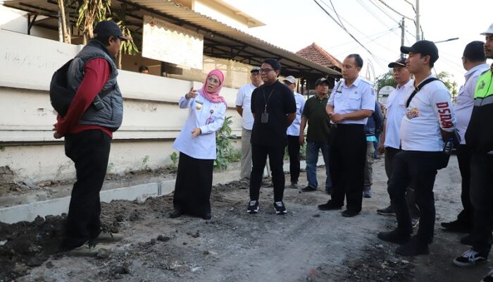 Atasi Banjir di Kelurahan Petemon, Pemkot Surabaya Kebut Pembangunan Saluran