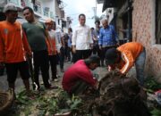 Wali Kota Eri Cahyadi Gerak Cepat Bantu Warga Manyar Tegal Terdampak Angin Puting Beliung
