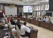 PJs Wali Kota Surabaya Terima Kunker Spesifik Komisi X DPR RI, Bahas PPDB Zonasi hingga Penerapan UN