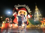 Jelang Natal, Pemkot Surabaya Hiasi Balai Kota dan Beberapa Kawasan Dengan Ornamen Tematik