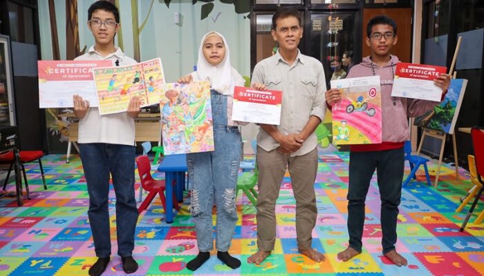 Tata, Vincent, dan Gilang Anak Disabilitas RAP Surabaya Borong Juara di Kompetisi Seni Internasional 