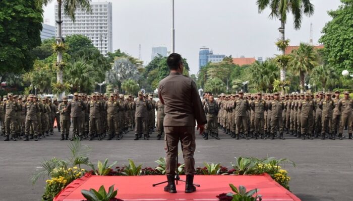 Satpol PP Surabaya Kerahkan 750 Personel, Jaga Keamanan Malam Pergantian Tahun 2024/2025