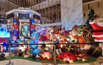 Santa Gift Shop: Surga Natal di DoubleTree by Hilton Surabaya