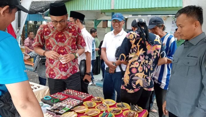 Angkat UKM Batu Permata, SMSI Surabaya Gelar Pameran Batu Permata 2024