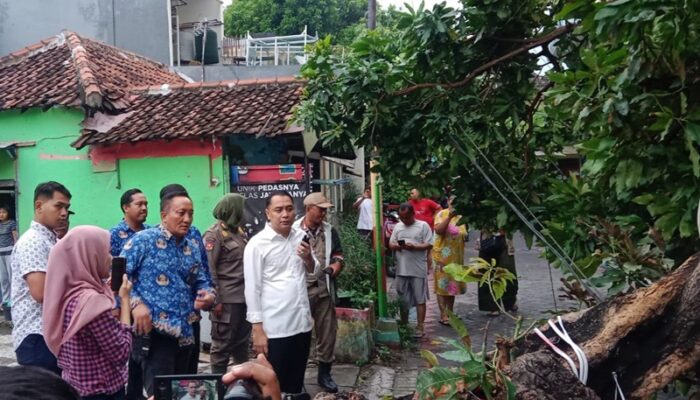 Pemkot Surabaya Respons Cepat Bencana Angin Puting Beliung, 316 Jiwa Terdampak