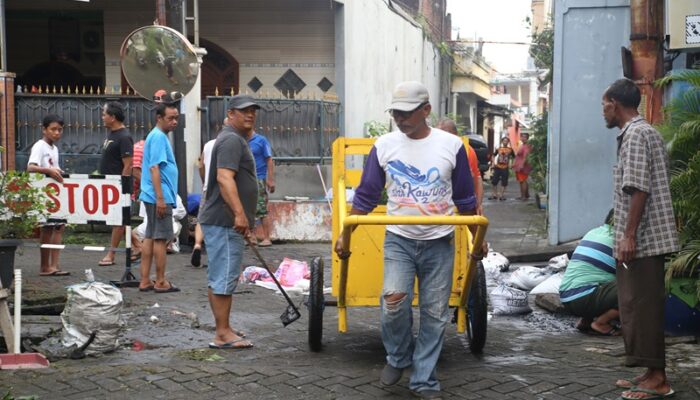 Wali Kota Eri Dorong “Surabaya Bergerak” Jadi Pemicu Gerakan Peduli Lingkungan hingga Kemanusiaan