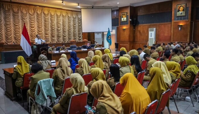 ASN Bisa Bekerja di Mana Saja, Pengamat: Wali Kota Eri Cahyadi Terapkan Model Kerja Fleksibel Berbasis Teknologi