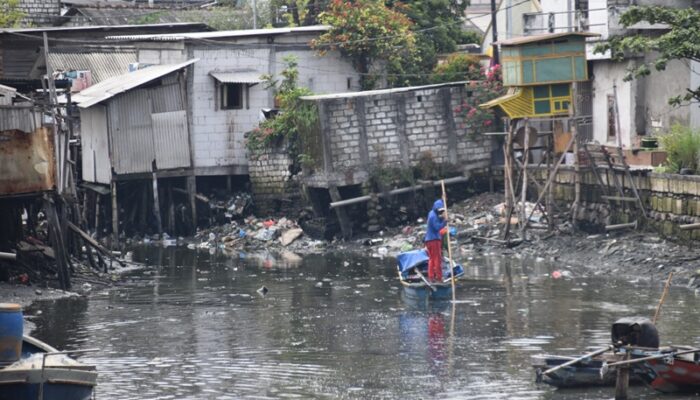 Pemkot Surabaya Segera Normalisasi Sungai Kalianak, Tahap Awal Mulai Lakukan Penentuan Batas