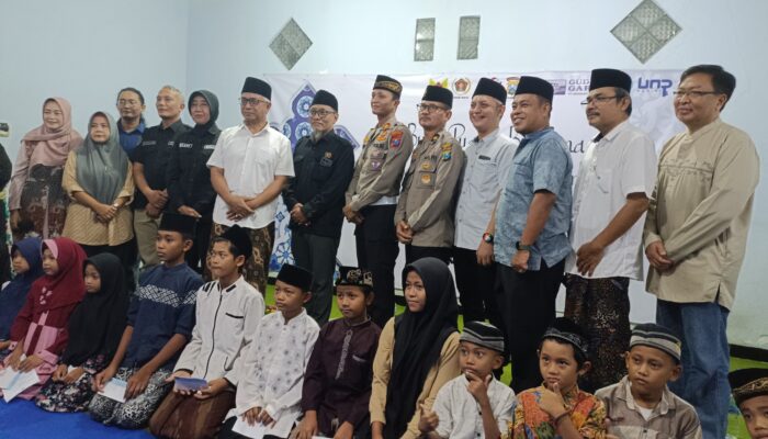 Gelar Acara Buka Bersama, PWI Kediri Santuni Ratusan Anak Yatim Piatu