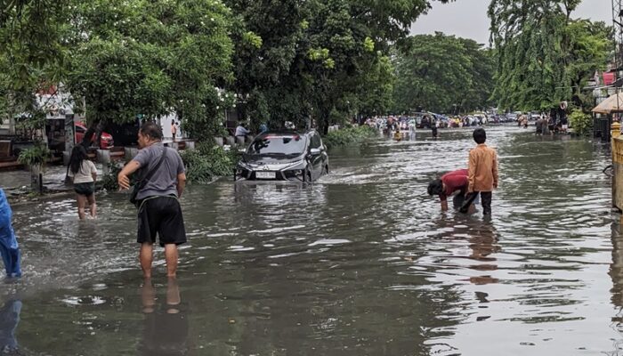 BMKG dan Pemkot Ungkap Cuaca Ekstrem Penyebab Utama Banjir di Surabaya