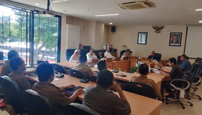 Pengelola Pasar Mangga Dua dan KPKNL Tidak Hadir Hearing, Komisi B DPRD Surabaya Bakal Datangi Kantornya