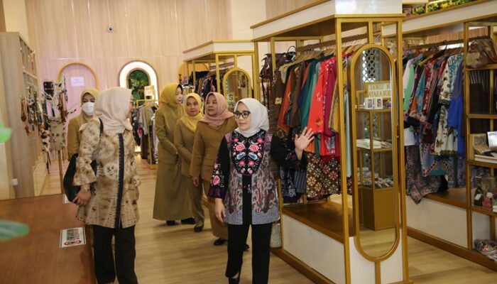 Sambut Munas VII APEKSI 2025 di Surabaya, Pemkot Hadirkan Oleh-Oleh Unik SKG Siola