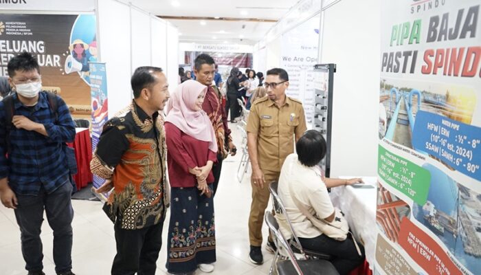 Pemkot Surabaya Gelar Job Fair & Edu Fair 2025, Ratusan Lowongan Siap Serap Pengangguran dan Atasi Kemiskinan